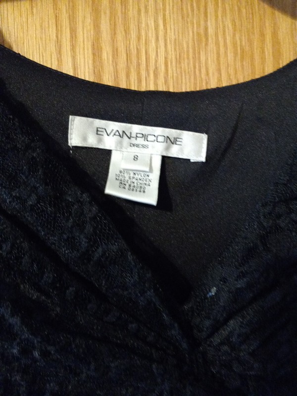 Womens Evan Picone Sleeveles Black Lace Dress Size 8 90% Nylon 10% Spandex Vneck gallery