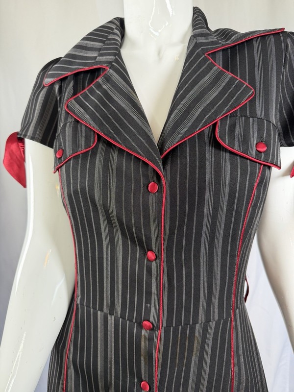 SNAP Pinstripe Dress Size 11 Black Red Rockabilly Pin Up Retro Midi Shirt Dress