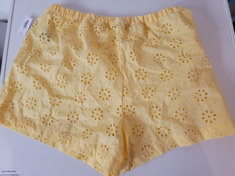 NWT Gap Body Yellow Eyelet Cotton Poplin PJ Boxer Shorts Medium NEW gallery