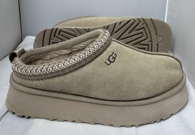 Women’s Shoes UGG TAZZ Platform Suede Slippers 1122553 SAND Size US 10