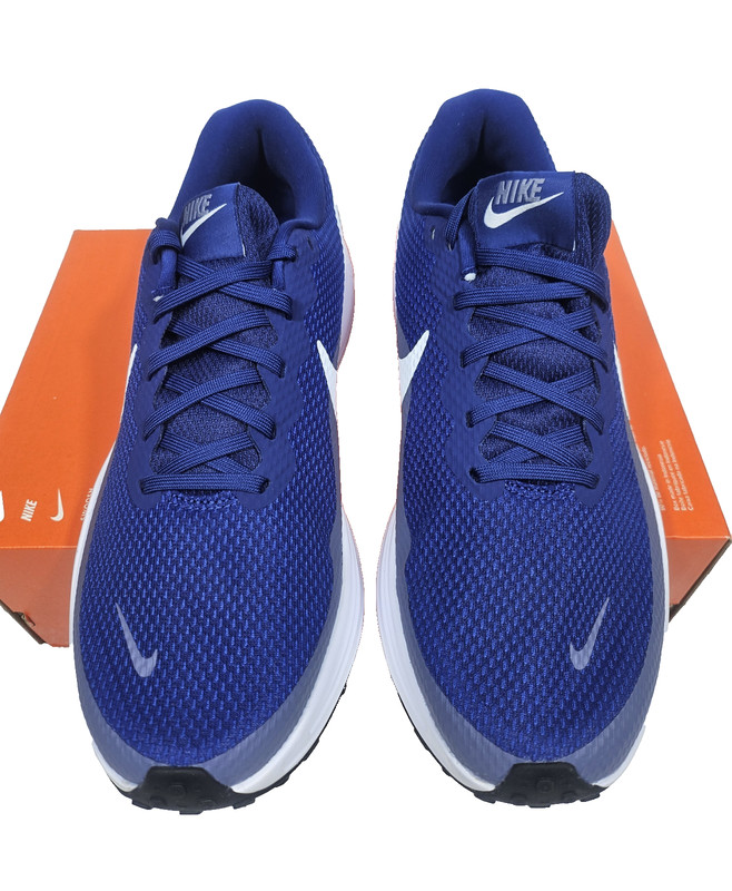 Men's Nike Shoes Size 8 Revolution 8 Royal Blue White Sneakers Cushioned Lace gallery
