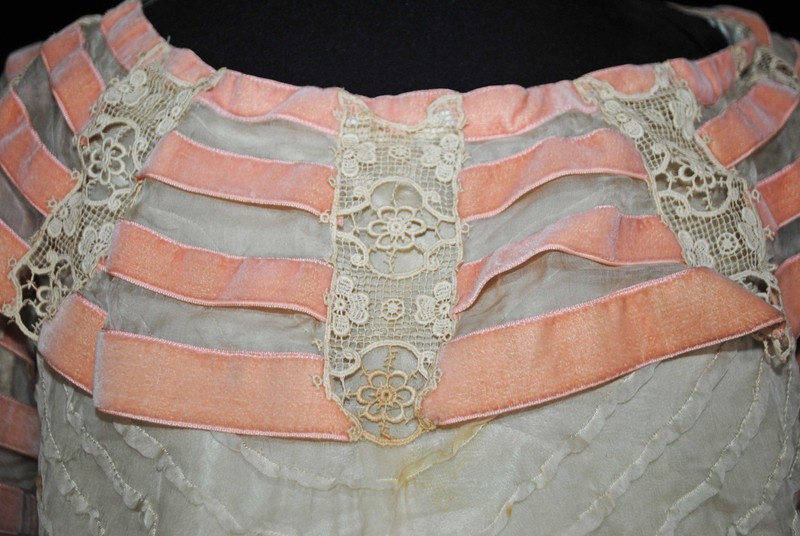 VICTORIAN BRIDESMAID TRAINED GOWN, CIRCA 1903 gallery
