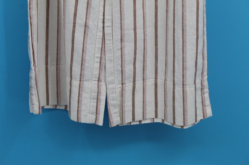 Abercrombie & Fitch Wide-Leg Cropped Pants Vertical Pin Stripe Sz Small Casual gallery