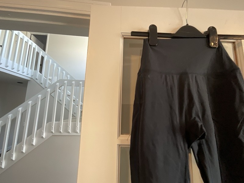 Set Active Sculptflex Gray Black XSmall Leggings And Top gallery