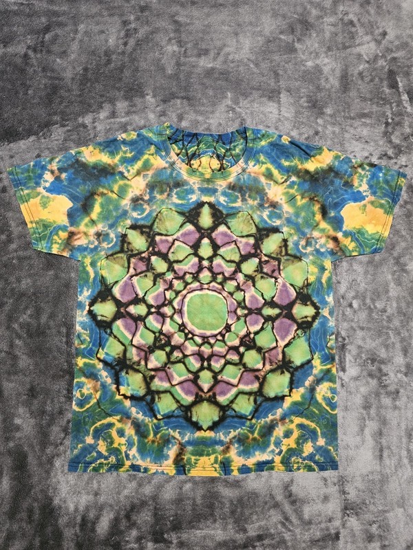 Handmade Tie Dye- Medium Reveresed