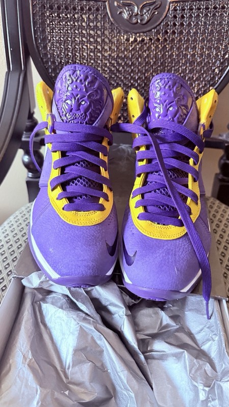 Nike Air Max LeBron 8 QS Lakers DC8380-500 Court Purple/Univ Gold Men’s