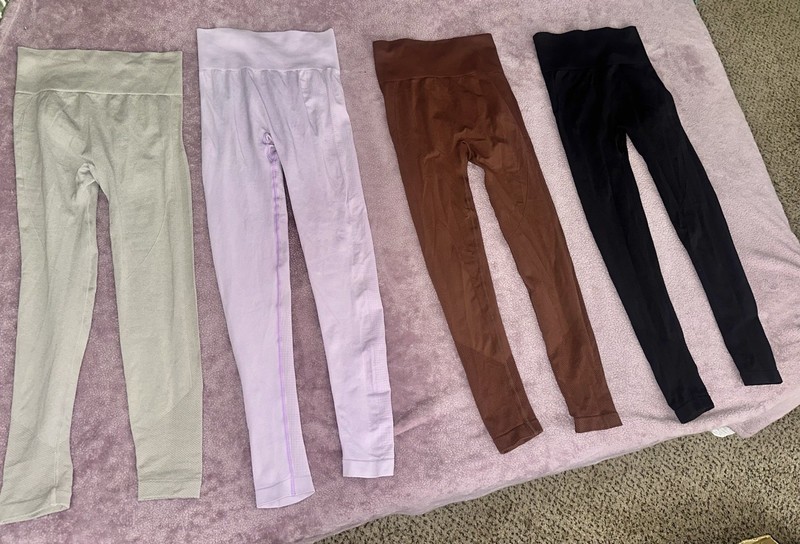 Shein XS 4-Pack Ribbed Seamless Ankle Leggings