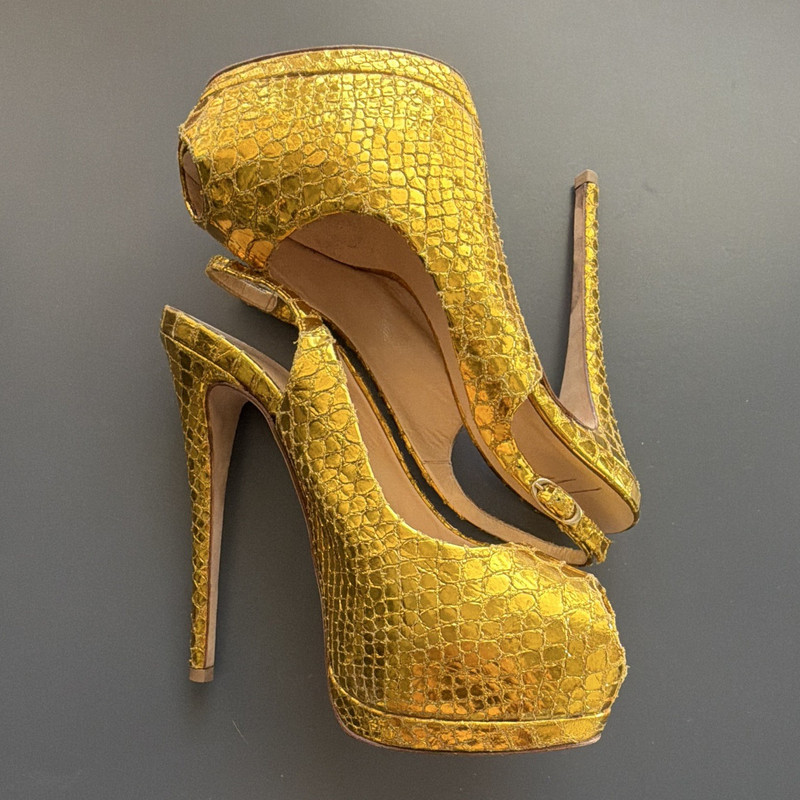 Giuseppe Zanotti Women’s Gold Animal Print Peep Toe Platform Ankle Strap US 7