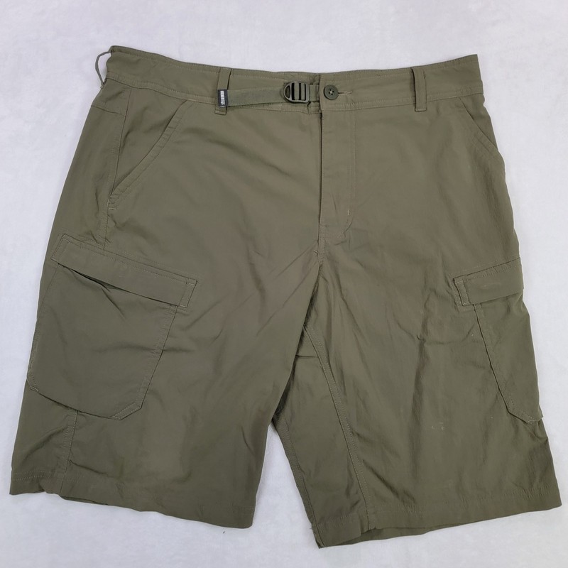 REI Co-op Men’s Olive Green Cargo Shorts Size 36 Relaxed Utility Pockets Classic