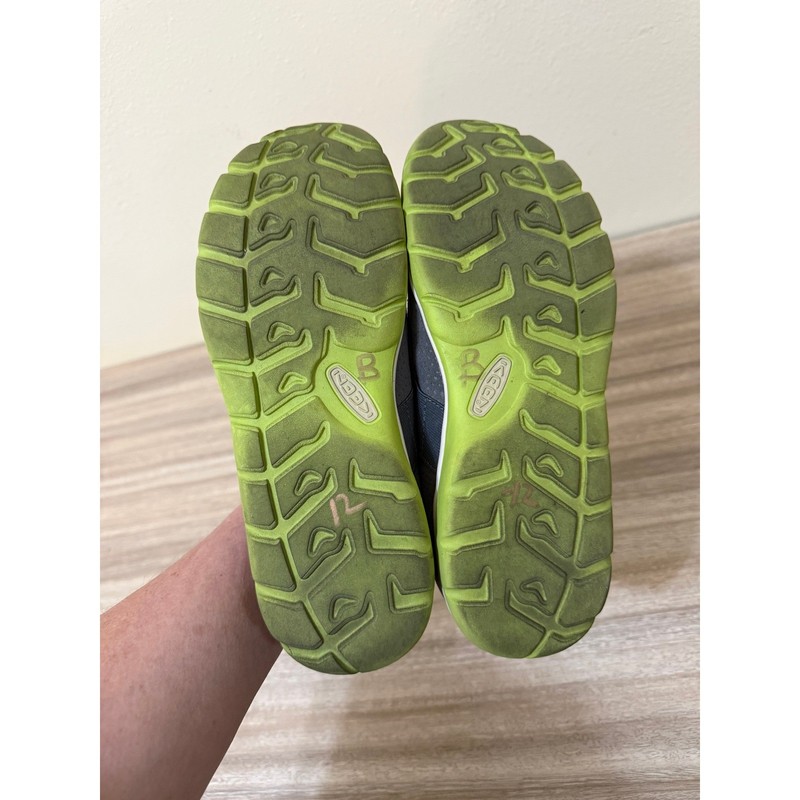 Keen Women Mary Jane Sneakers 8 Grey Lime Green Elastic Strap Gorpcore 1009367 gallery