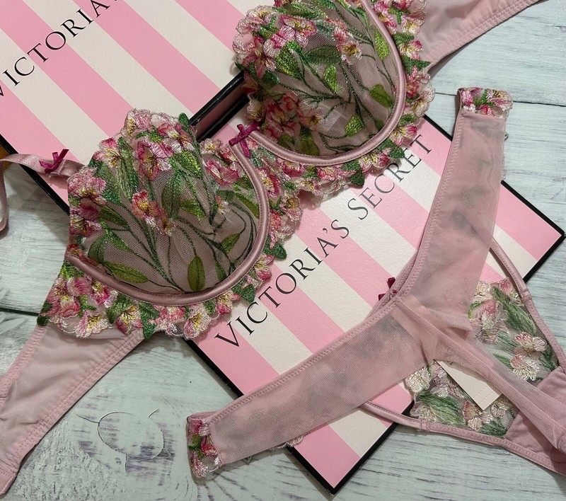 Victoria’s Secret Chalk Rose Embroidery Wicked Unlined Balconette Bra Thong Set gallery