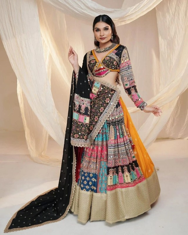 Navratri Garba Chaniya Choli Indian Lehenga Traditional Dress Festival Lehenga