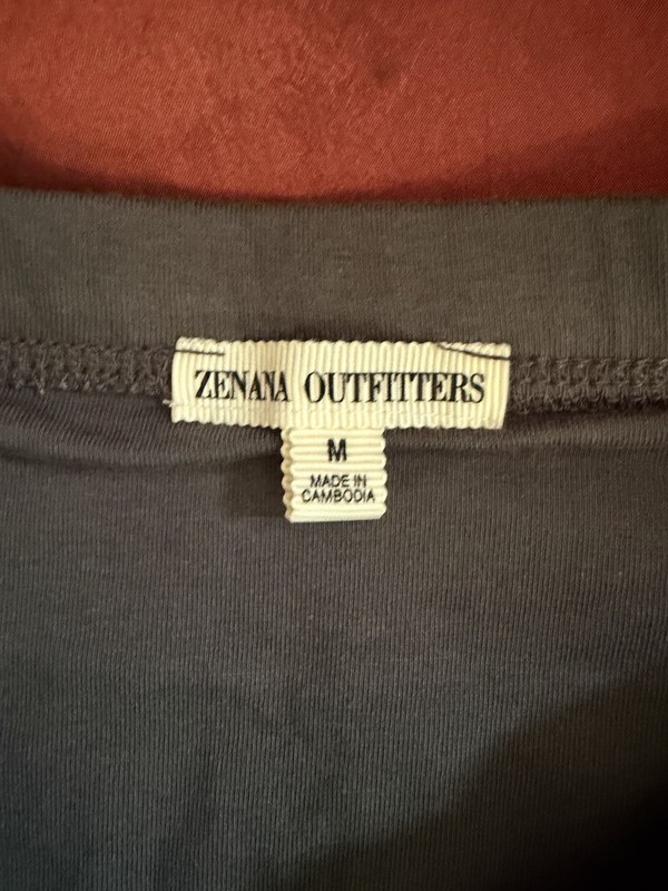 Zenana Outfitters Gray Solid Knit Ruched Stretch Strapless Tube Top Size M Women gallery