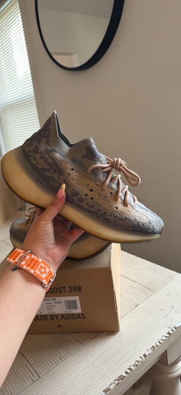 Yeezy Collection Bundle Size 10 | 350 V2 + 380 Mist + 700 V3 Clay Brown | Authen gallery