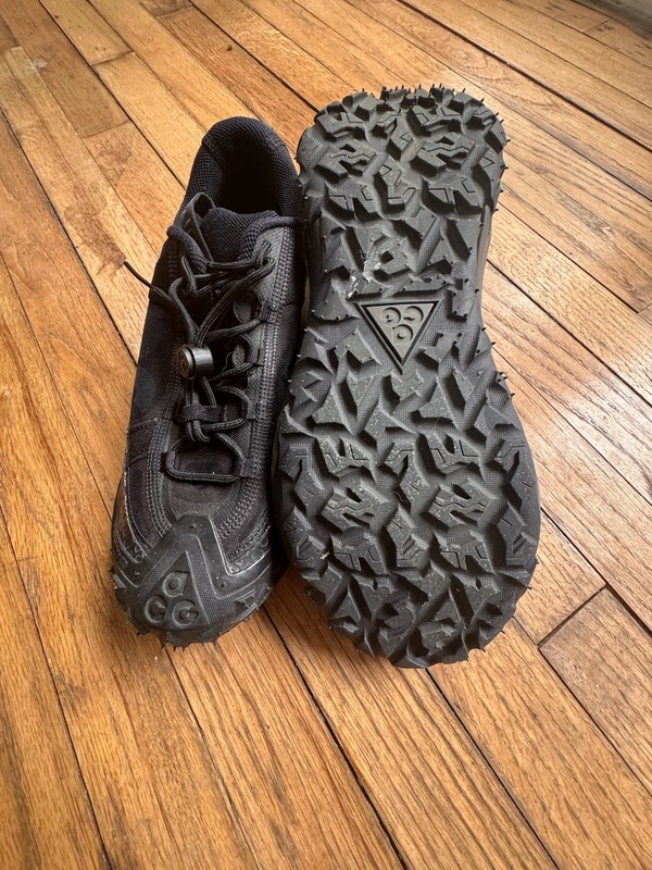 Nike ACG Mountain Fly 2 Low Black Size 9 gallery