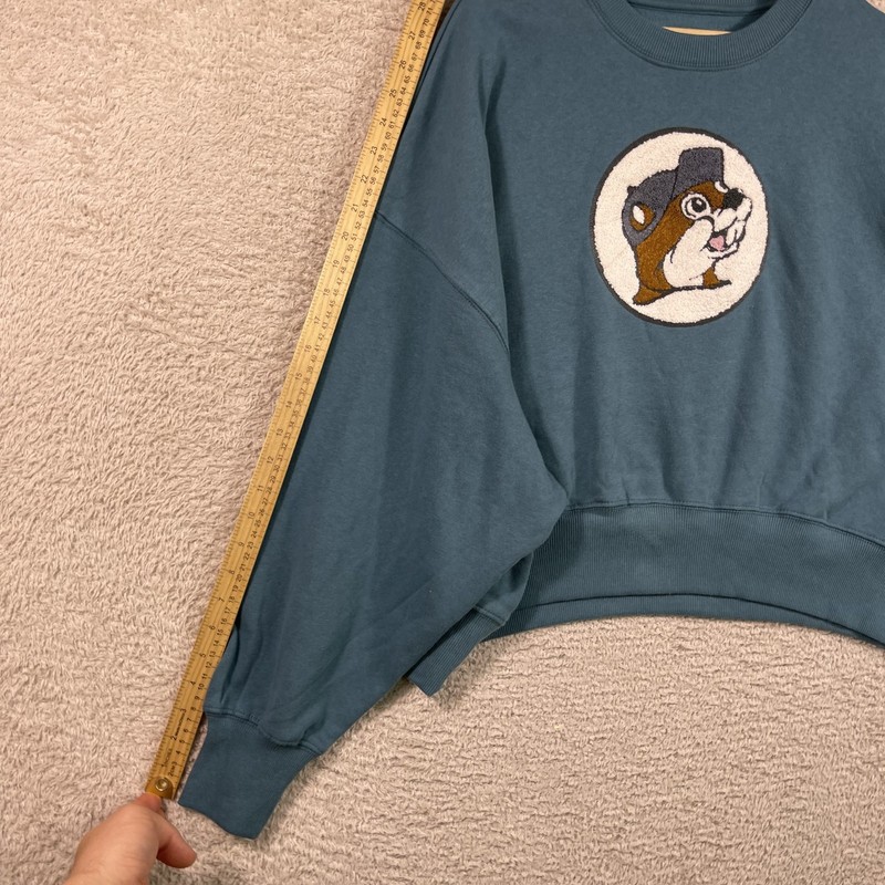 Buc-ee’s Sweatshirt Women's Large Teal Beaver Logo Crewneck Pullover Cropped NWT gallery