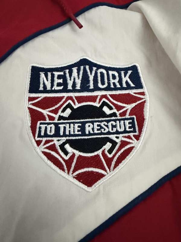 Boxlunch Marvel Spider-Man Exclusive red windbreaker jacket Large gallery