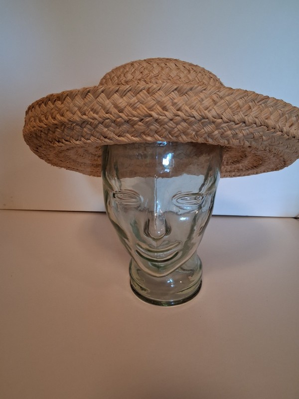 Helen Kaminski 100% Natural Raffia Sun Hat Large 4" Wide Brim EXCELLENT gallery