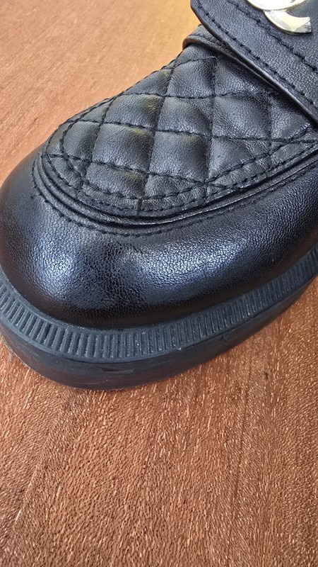 Chanel Interlocking CC Quilted Flap Turnlock Loafer In Black Size 35 gallery