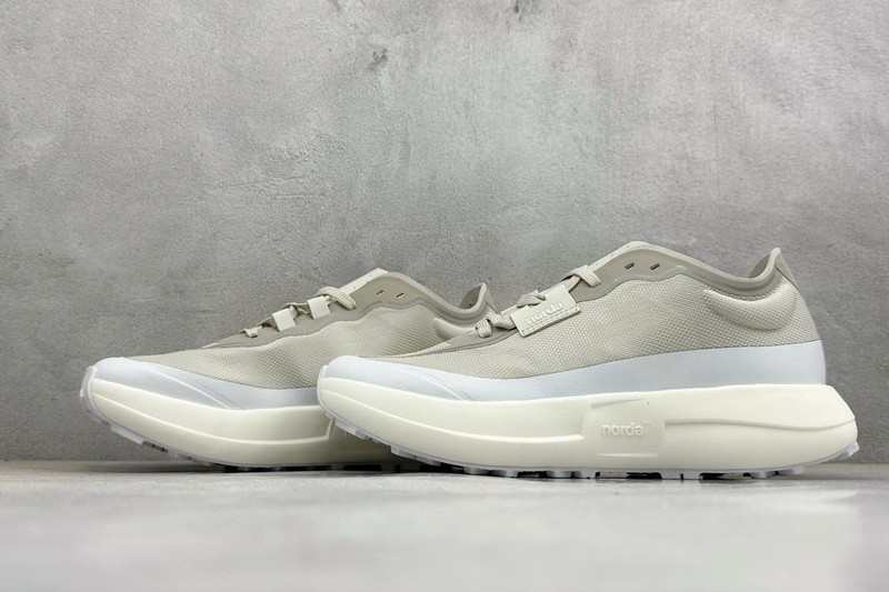 norda 005 trail running shoes beige sneaker