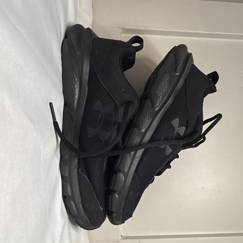 Under Armour Charged Assert Men’s Black Low Top Mesh Sneakers 3021972-002 gallery
