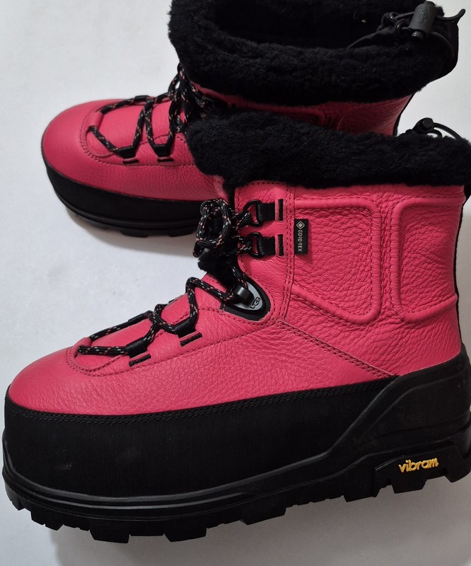 UGG Shasta Waterproof Cold Mid Pink Glow Boots 1151870 Men’s 9/ Women’s 10 Rare