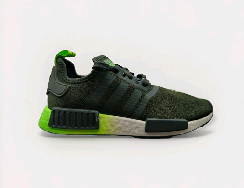 Adidas X Star Wars Mens Size 8 NMD_R1 Yoda Green Running Shoes FW3935