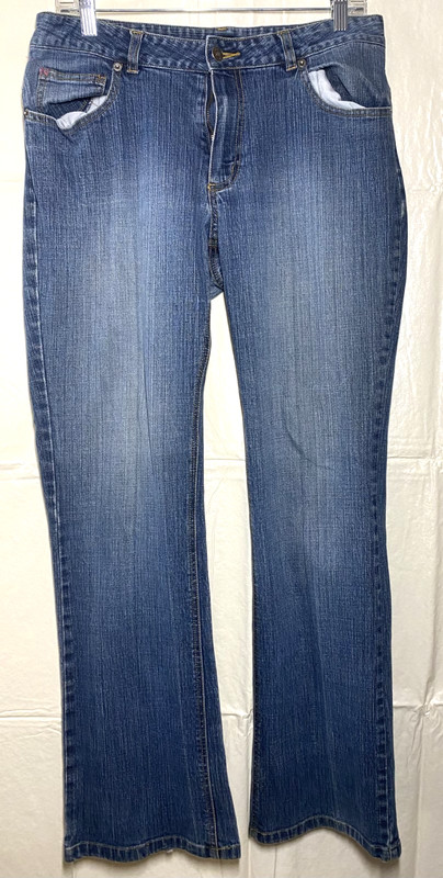 Bootcut Women’s Jeans Size 10 Blue Denim Stretch Nicole by Nicole Miller