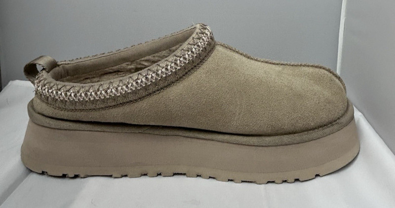 Women's Shoes UGG TAZZ Platform Suede Slippers 1122553 SAND Size US 10 gallery