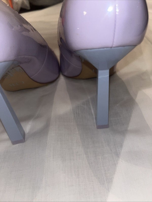 Jennifer Lopez Lisa Patton Point Pumps gallery