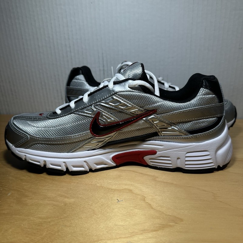 Men 9.5 - Nike Initiator Running Shoes Metallic Silver Black-White 394055-001 gallery