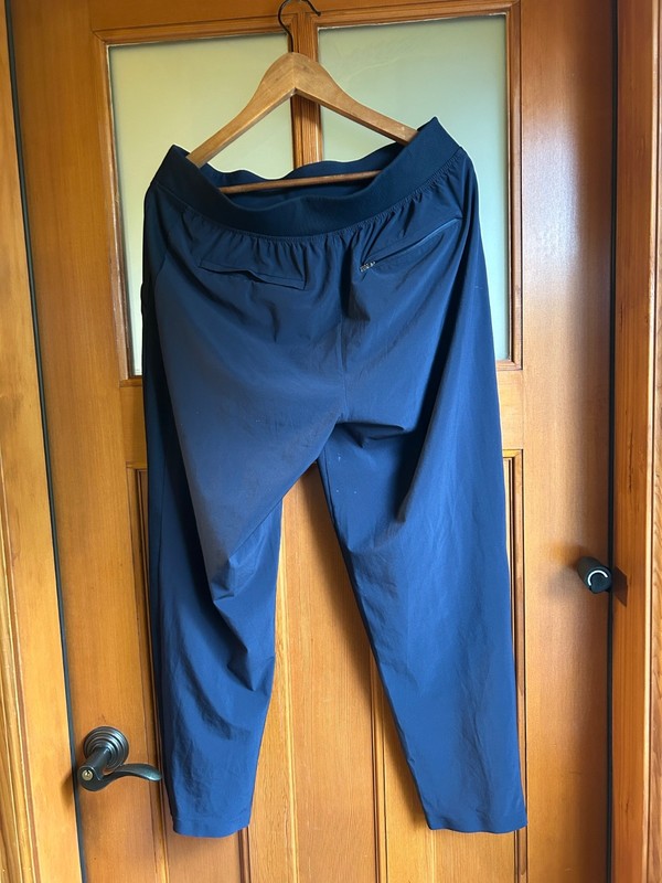 Athleta 198671 Brooklyn Ankle Pant - Navy Blue size 12 Waist 17" gallery