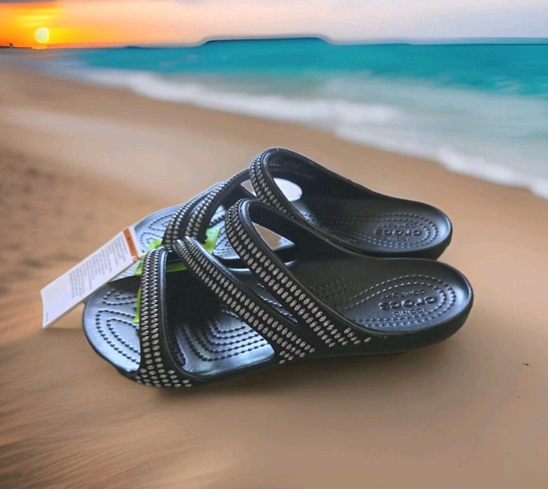 NWT Size 9 Crocs Black Getaway Gems Strappy Womens Sandals Shoes Slide On