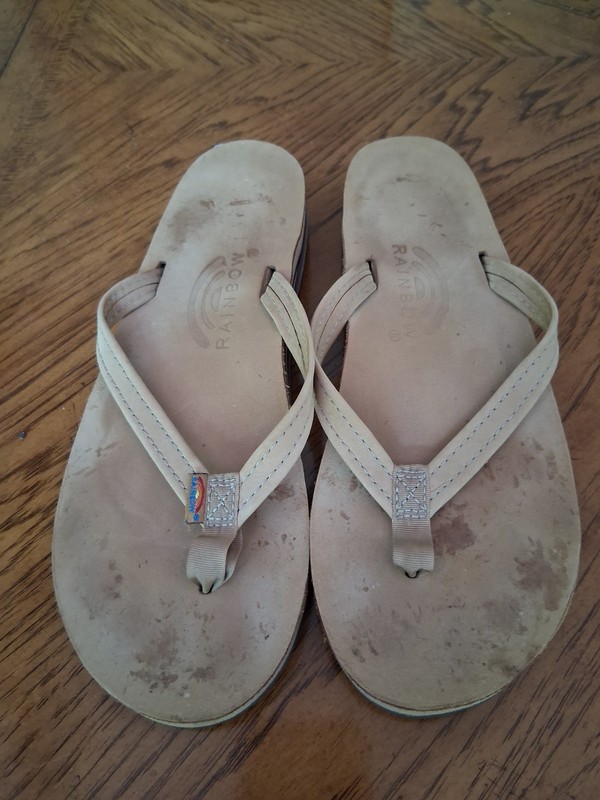 Rainbow Flip Flops Leather DOUBLE Layer Arch Support 1/2″ Nar Strap Med 6.5-7.5