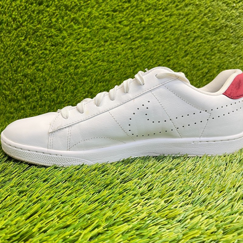 Nike Tennis Classic Ultra Leather Mens Size 11 White Red Athletic Shoes Sneakers gallery