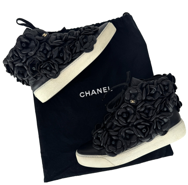 $1,125 Chanel Auth Black Leather Camellia High Top Sneakers 5 US 35 EU Shoes Bag
