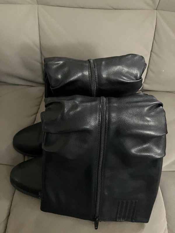 White Mountain Women’s Black Leather Knee High Riding Boots. 10M gallery