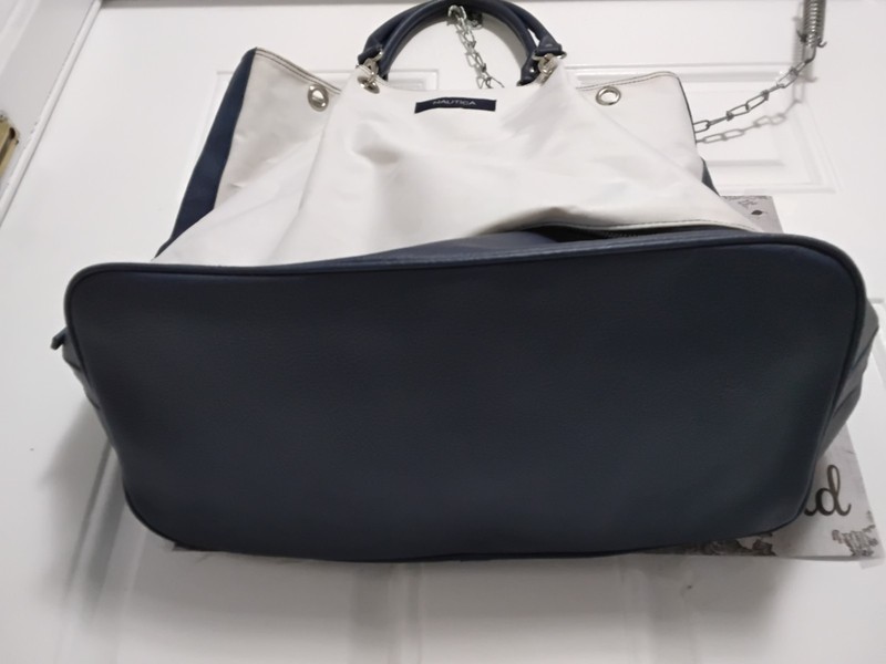 NWT NAUTICA Navy & White Tote Bag w Double Zipper Compartment 18x16x5 Inches
