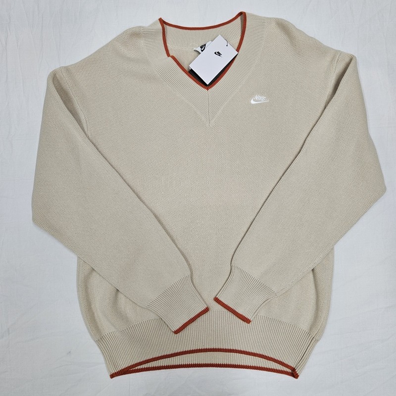 Nike Sportswear Club V-Neck Sweater Beige Orange HV1419 229 Men’s Size Medium