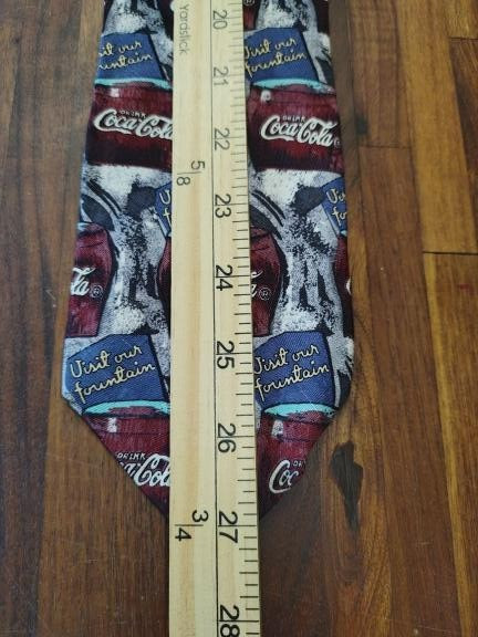 Coca Cola Silk Necktie Visit Our Fountain Advertising Memorabilia Made In USA gallery