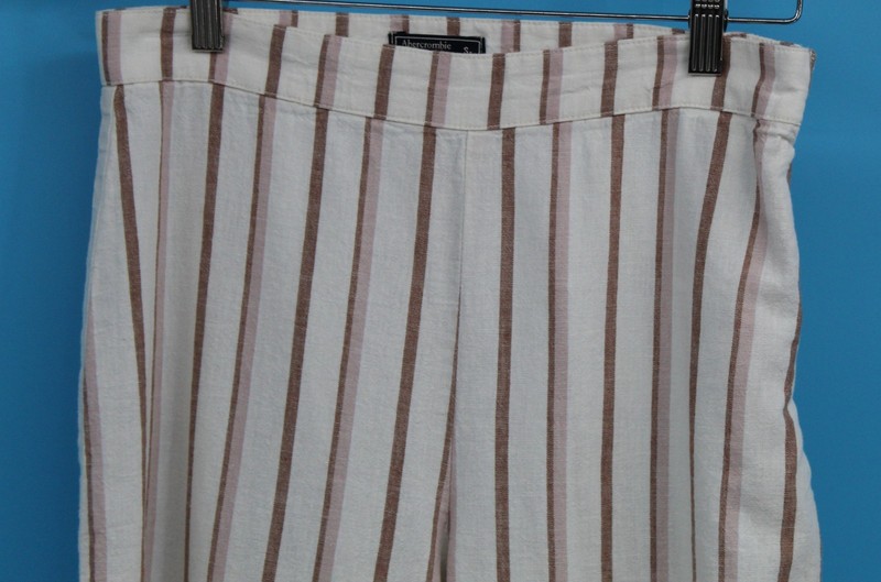 Abercrombie & Fitch Wide-Leg Cropped Pants Vertical Pin Stripe Sz Small Casual gallery