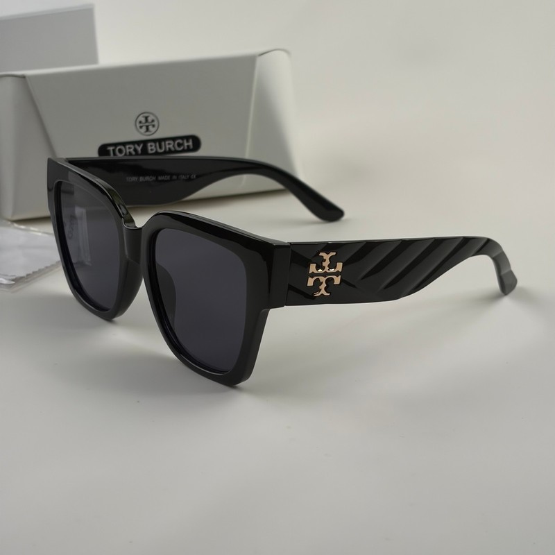 New In Box – Tory Burch Women’s Sunglasses Black Bold Square Beach Travel Summer