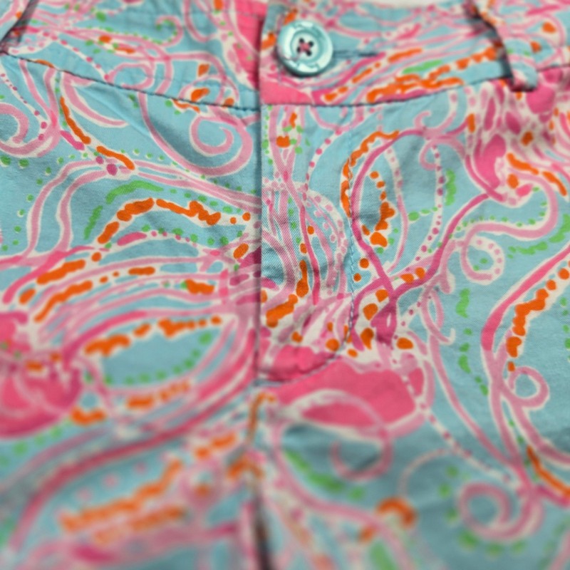 Lily Pulitzer Scalloped Hem Shorts Size 6 gallery