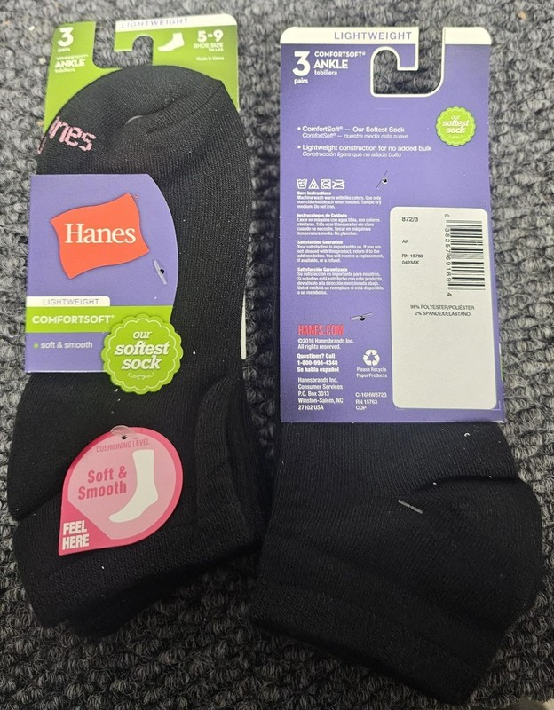 6 Pks of 3 Pair - HANES LIGHTWEIGHT COMFORTSOFT ANKLE WOMANS 5-9 (TOTAL 18 PR) gallery
