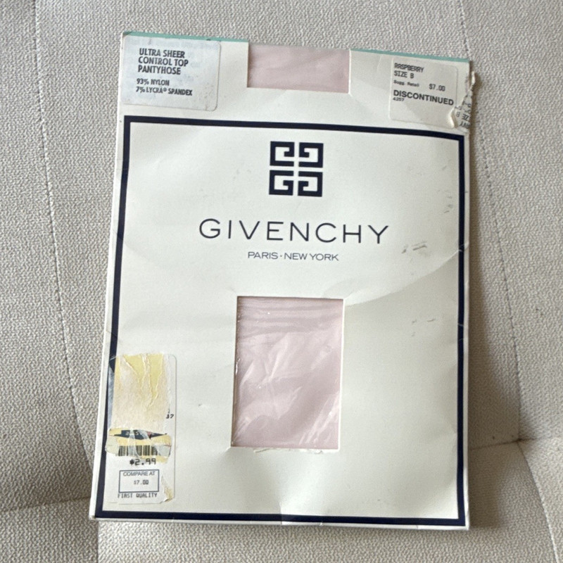 Givenchy 12 Denier Ultra Sheer Control Top Sandal Toe Pantyhose Pink C