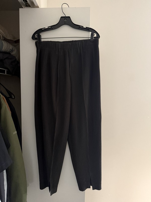 Homme Plissé Issey Miyake Split Hem Technical Pleated Trousers JF193