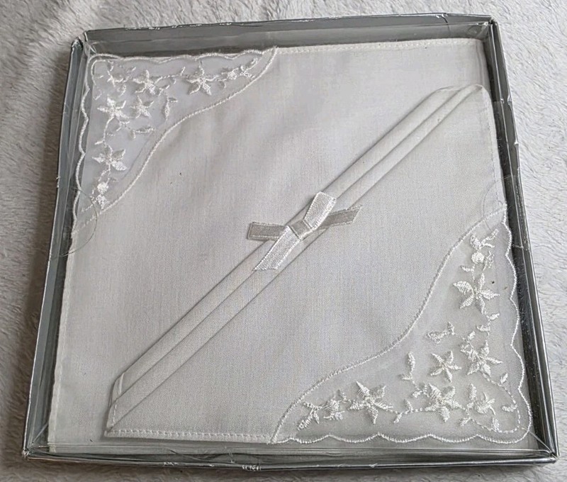 2 Boxed Sets Ladies Handkerchiefs 100% Cotton 28x28cm Bridal Floral NOS gallery