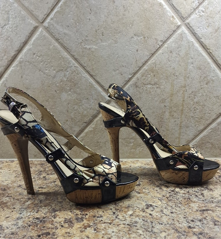 Guess Black Patterned Slingback Cork Stilettos Size 6.5 Gently Worn gallery