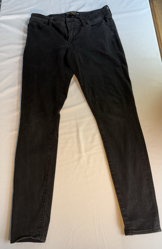 Lucky Brand Women’s Skinny Jeans Black Dark Wash Denim Mid Rise 5-Pocket Logo