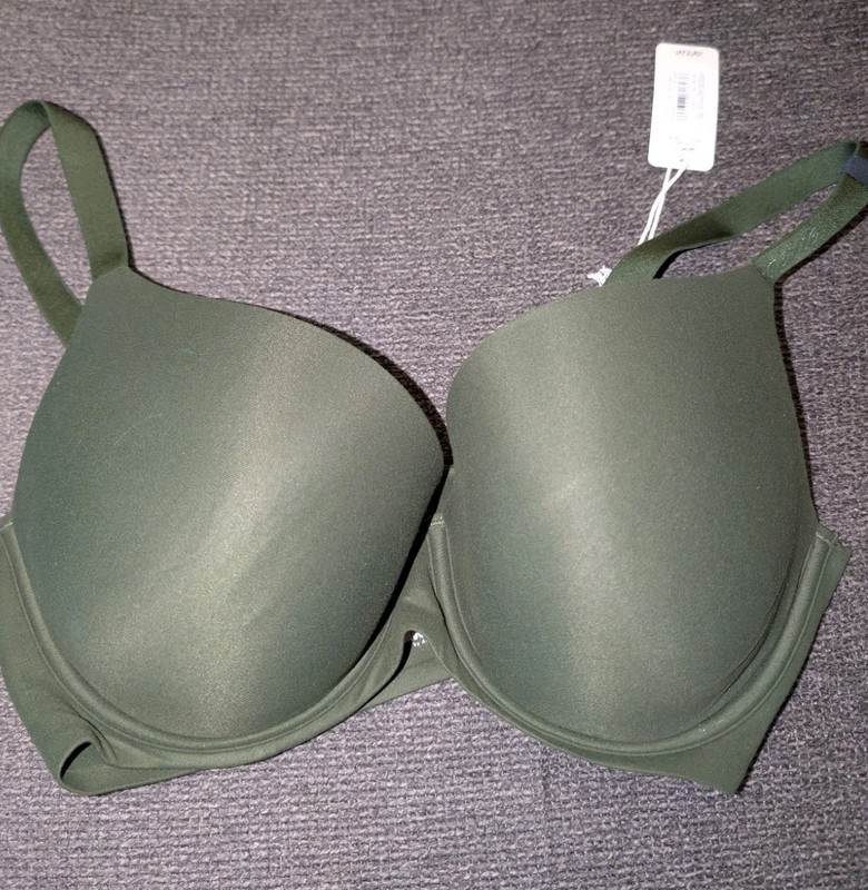 Aerie SMOOTHEZ Plunge Bra 34DD Green Underwired Padded Adjustable; NWT; soft
